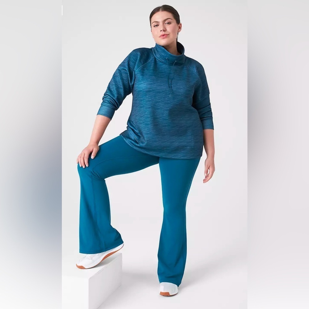Lane Bryant Livi Cowl Neck Active Long Sleeve Top Shirt Size 26/28